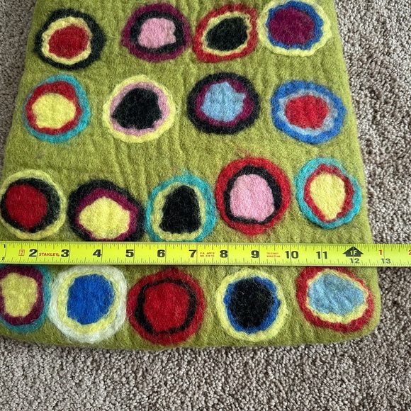 Light Green Wool Felt Big Spotted Bag - Picture 5 of 10